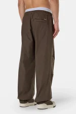 Ashton Parachute Pants Dark Brown-2