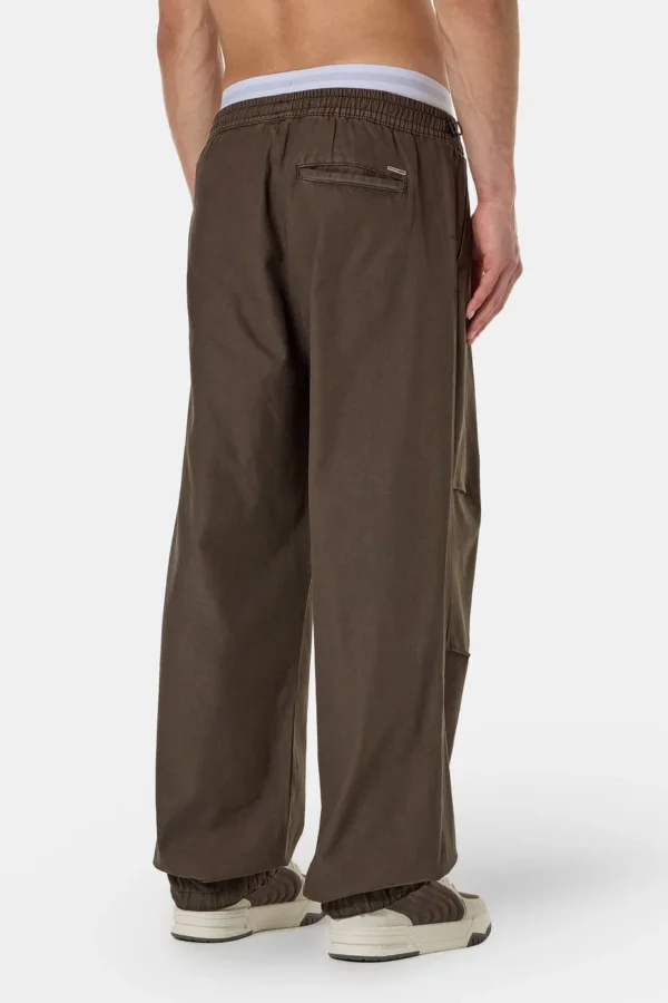 Ashton Parachute Pants Dark Brown-2