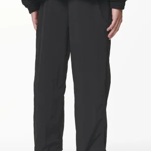 Drewo Wide Track Pants Onyx Black-1