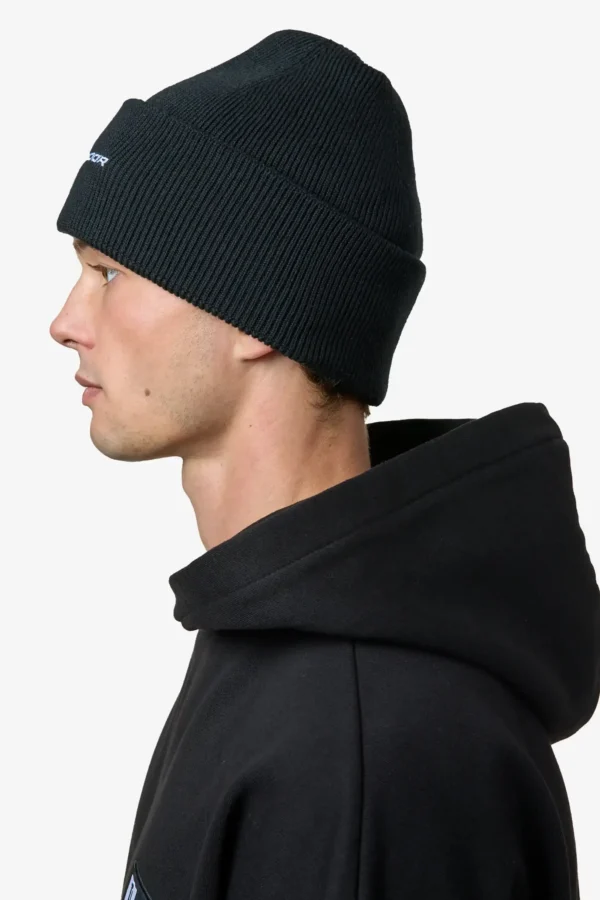 pegador-alden-black-white-beanie-3