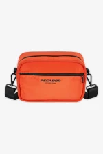 pegador-insideout-black-signal-red-cross-body-bag-1