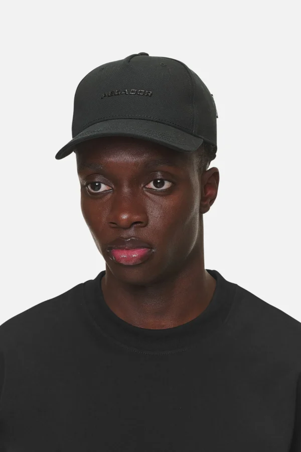 pegador-logo-black-cap-4
