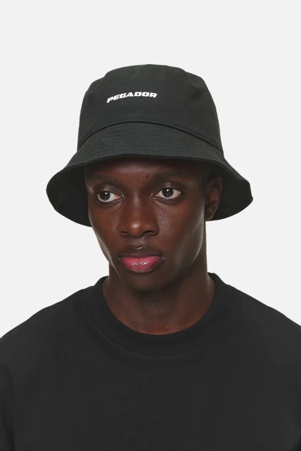 pegador-logo-black-white-bucket-hat-3
