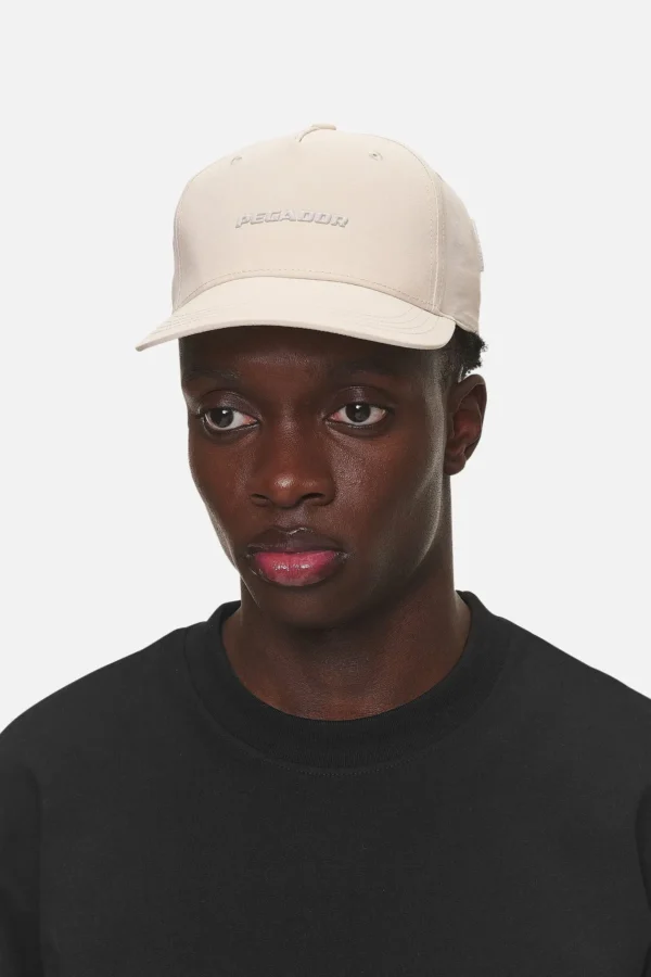pegador-logo-crushed-nylon-desert-sand-cap-4