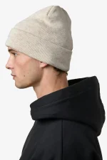 pegador-logo-kingdom-beige-white-beanie-3