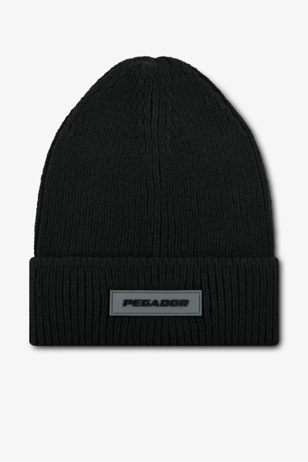 pegador-logo-rubber-heavy-knit-black-black-beanie-1