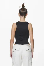 pegador-molde-black-gum-bodysuit-3