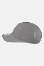 pegador-p-logo-cool-grey-white-cap-1