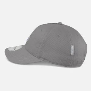 pegador-p-logo-cool-grey-white-cap-1