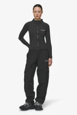 pegador-tale-zip-black-longsleeve1