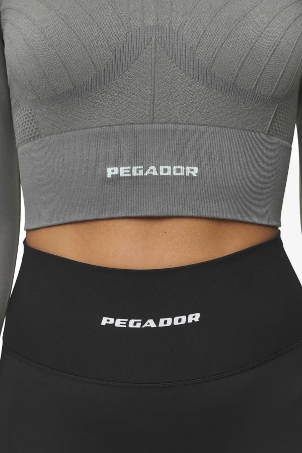 pegador-telly-rib-washed-deep-grey-longsleeve-4