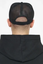 pegador-wallace-white-black-trucker-cap-2