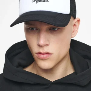 pegador-wallace-white-black-trucker-cap